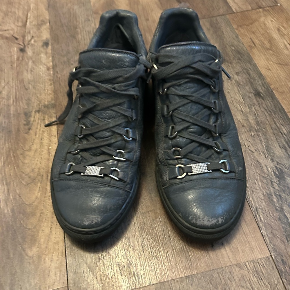 balenciaga arenas low black